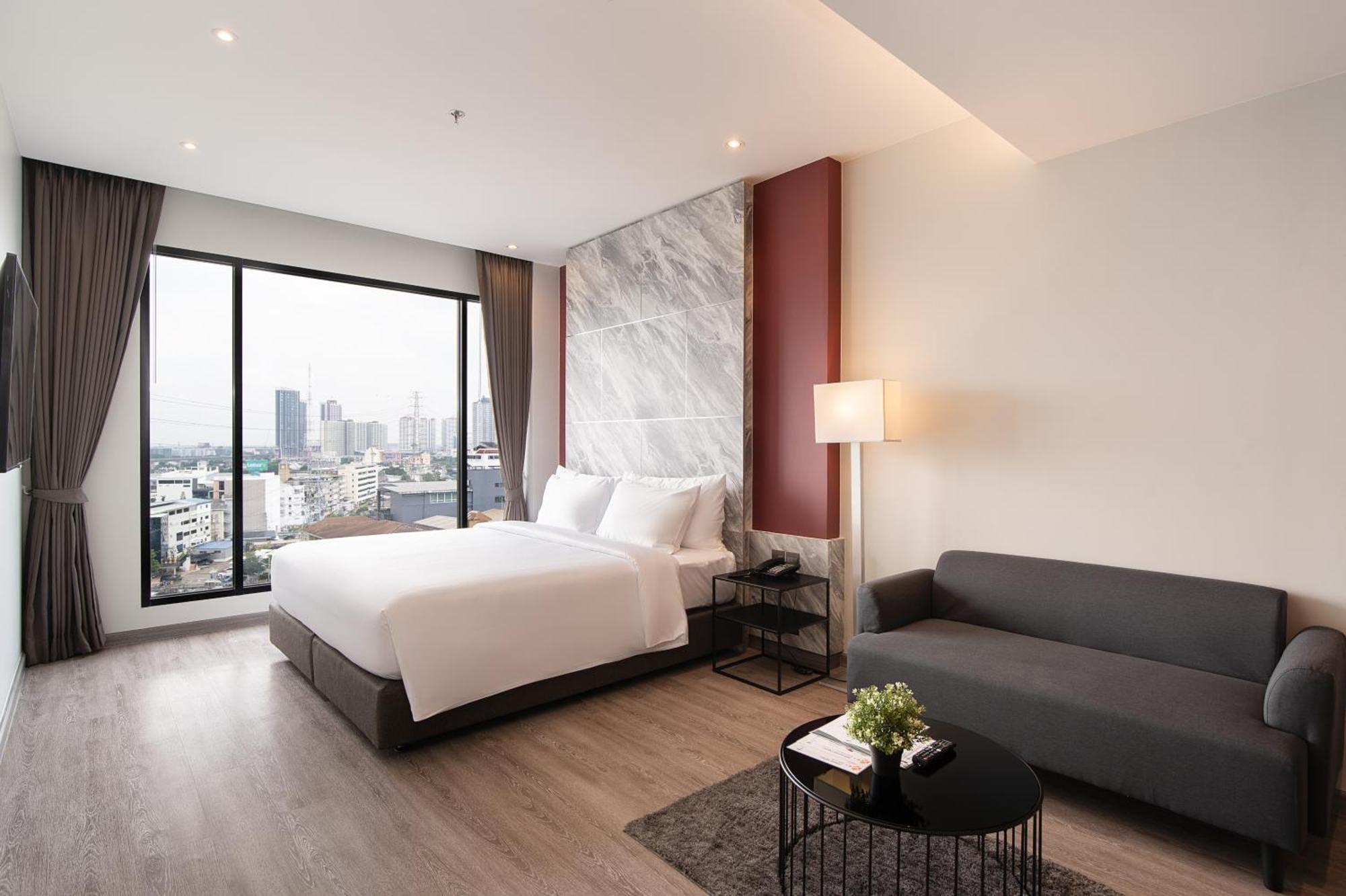 Thaya Hotel Бангкок Экстерьер фото