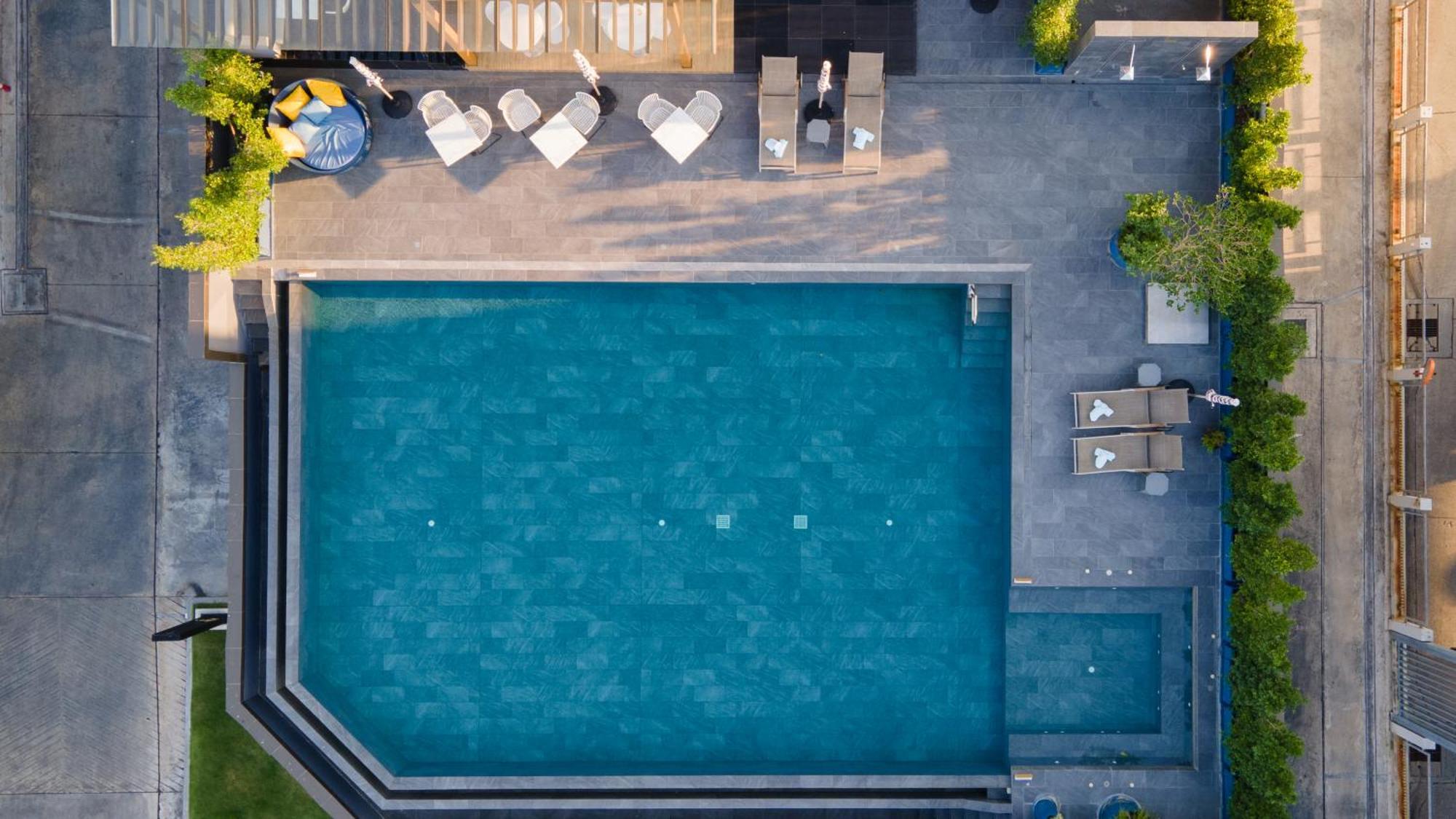 Thaya Hotel Бангкок Экстерьер фото