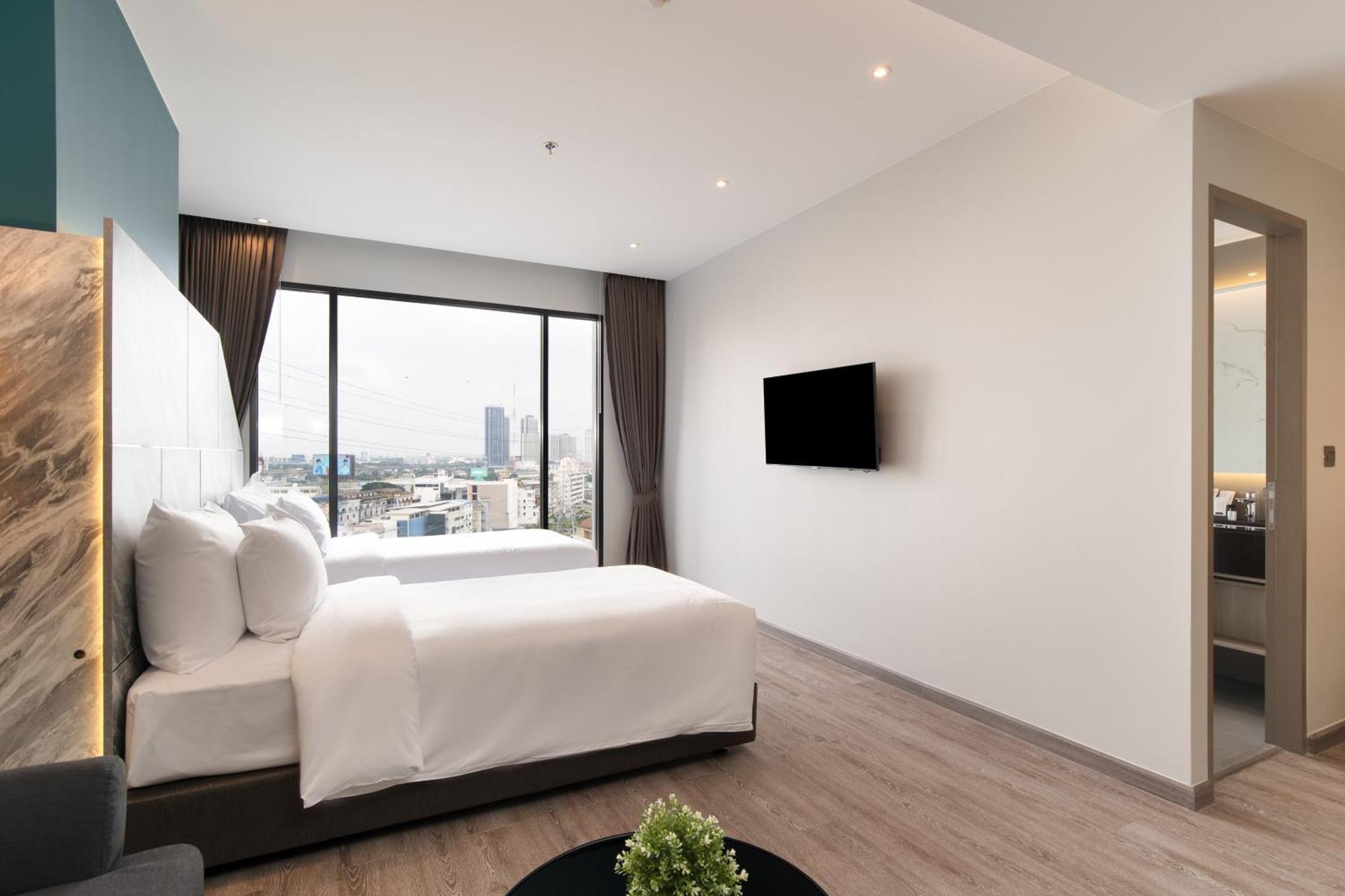 Thaya Hotel Бангкок Экстерьер фото